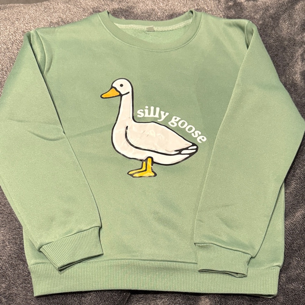 SHEIN Green Silly Goose Sweatshirt